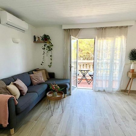 Menorca Chic Apartment Near Beach & Harbour كالا ان بوسش المظهر الخارجي الصورة